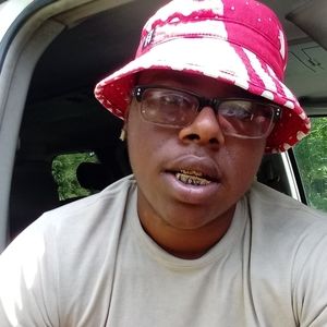 Meet your Posher, Lorenzo